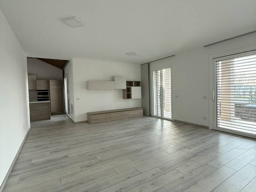 Appartamento a Viggiù in Viale Varese, 19 - Foto 4