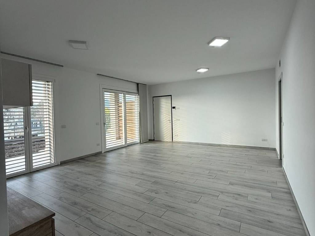 Appartamento a Viggiù in Viale Varese, 19 - Foto 5