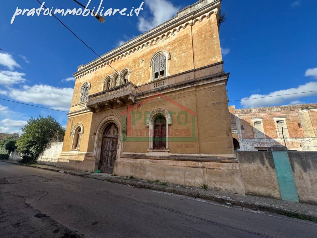 Palazzo / stabile a Squinzano in Via Mater Gratiae, 39 - Foto 2