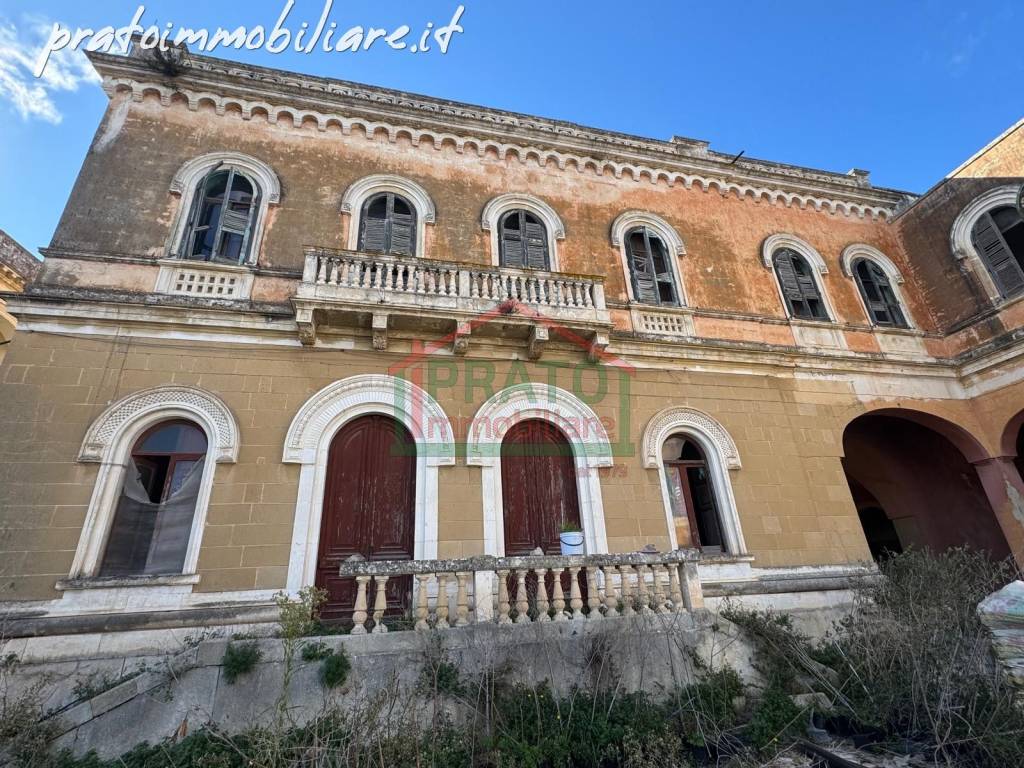 Palazzo / stabile a Squinzano in Via Mater Gratiae, 39 - Foto 3