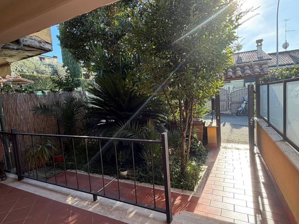 Villa a Guidonia montecelio in Via Marco Terenzio Varrone, 2 - Foto 2