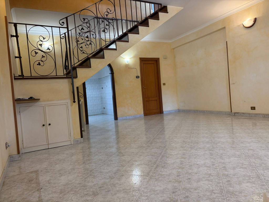Villa a Guidonia montecelio in Via Marco Terenzio Varrone, 2 - Foto 4