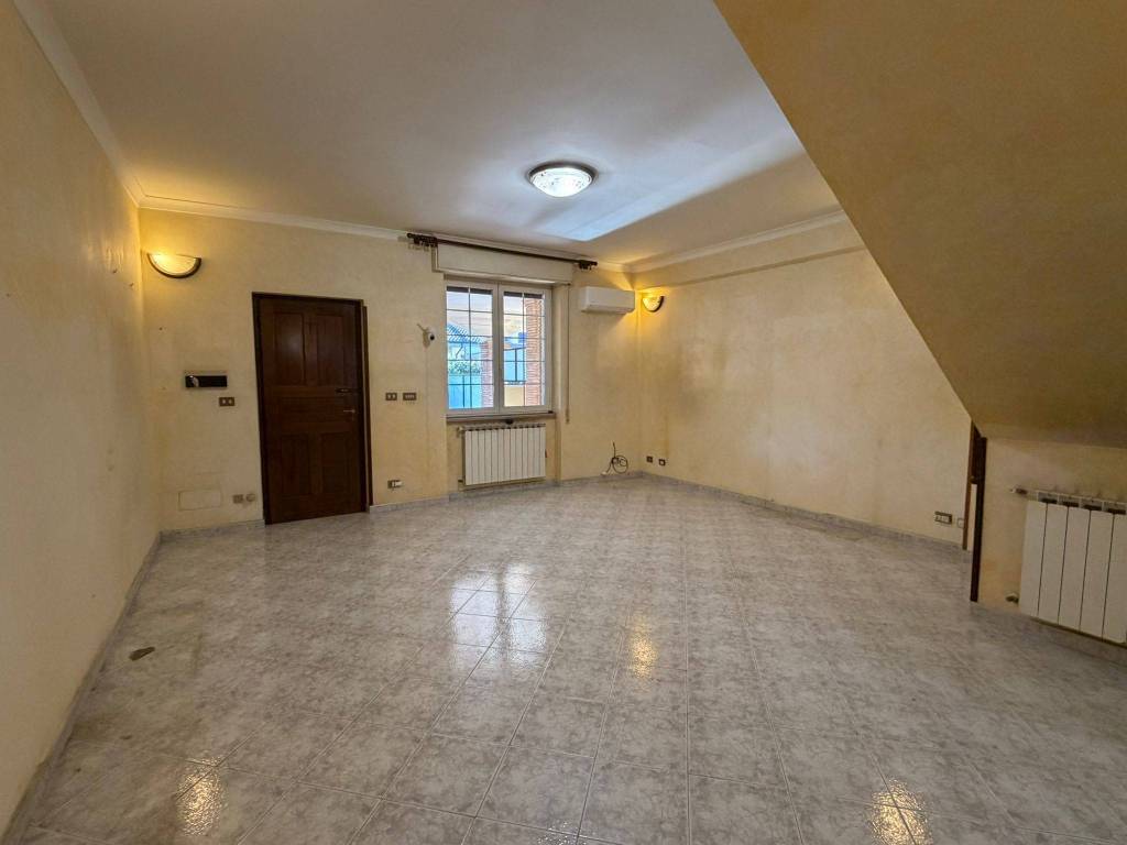 Villa a Guidonia montecelio in Via Marco Terenzio Varrone, 2 - Foto 5