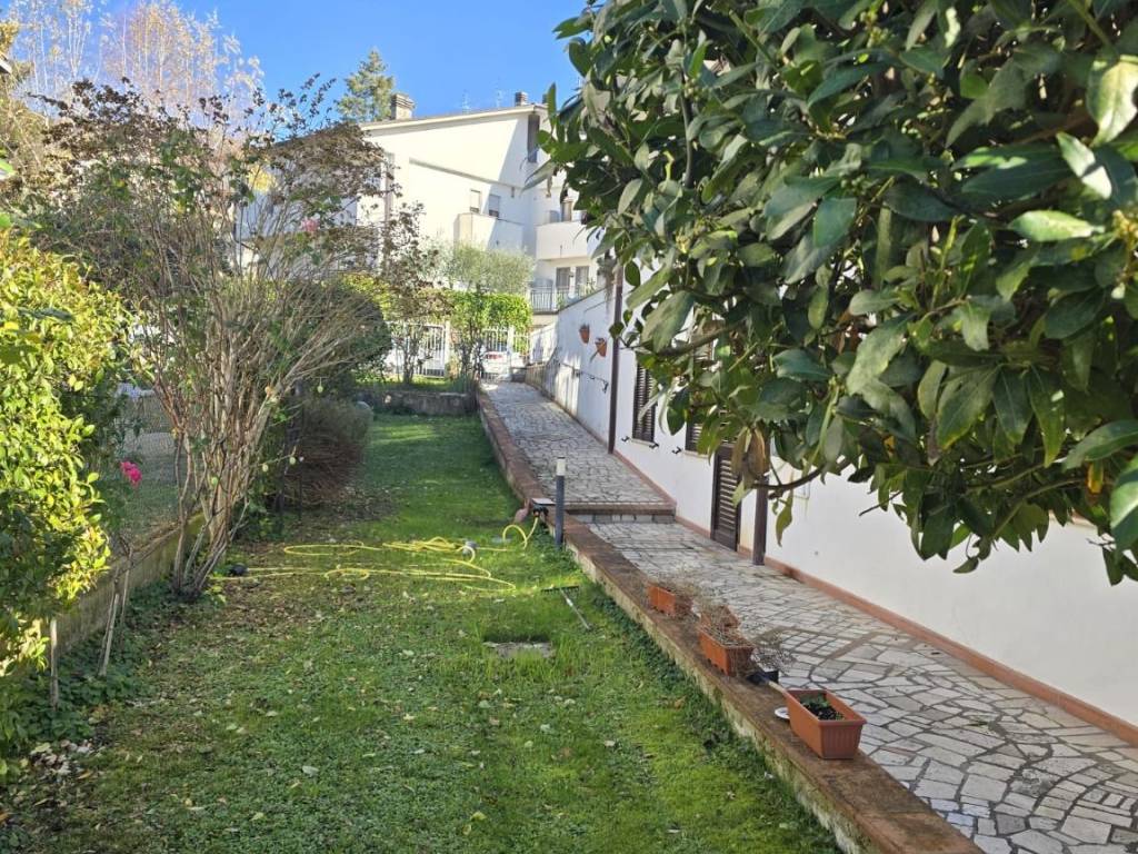 Villa a Cittaducale in Via 4 Novembre, 28 - Foto 4