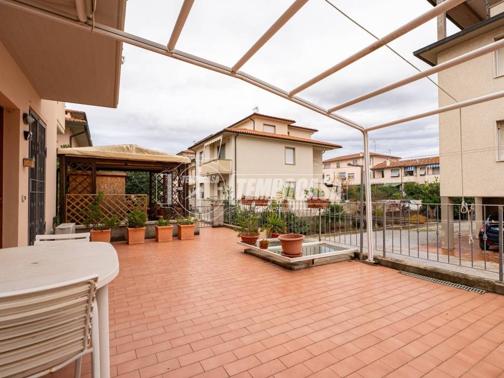 Appartamento a Castagneto carducci in Via Vecchia Aurelia - Foto 3
