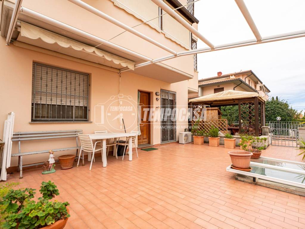 Appartamento a Castagneto carducci in Via Vecchia Aurelia - Foto 4