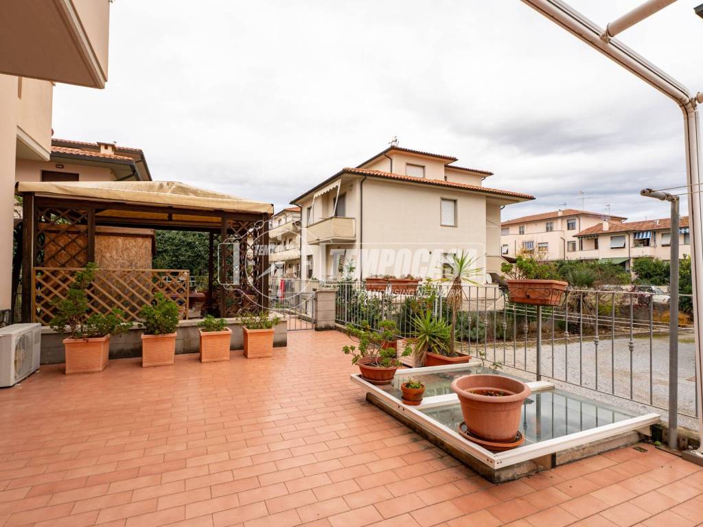 Appartamento a Castagneto carducci in Via Vecchia Aurelia - Foto 5