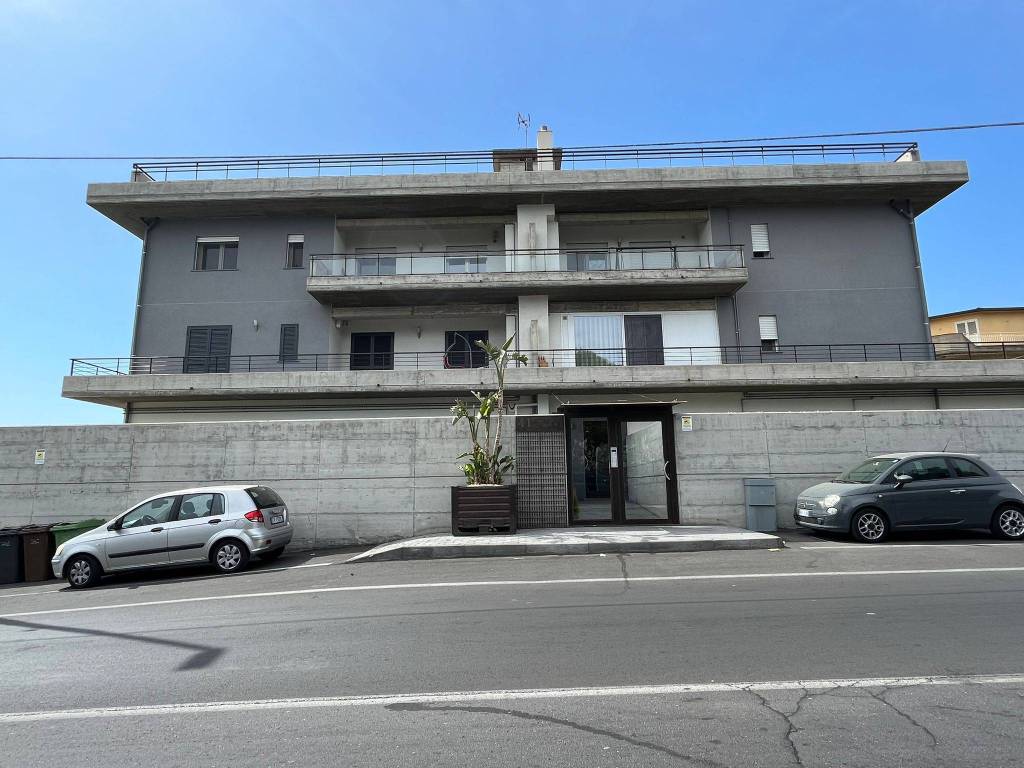 Box / garage a Catania in Via Fratelli Cairoli, 41 - Foto 3