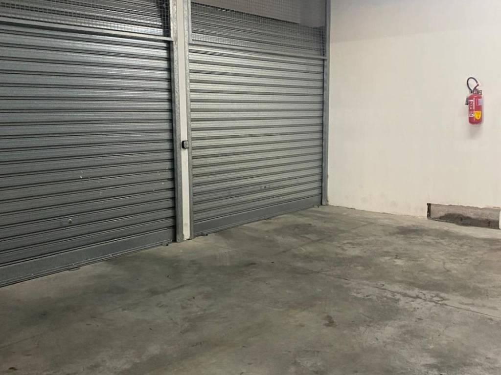 Box / garage a Catania in Via Fratelli Cairoli, 41 - Foto 4