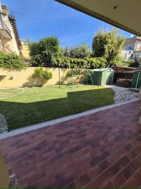 Villa a Fara in sabina in via delle rose - Foto 4
