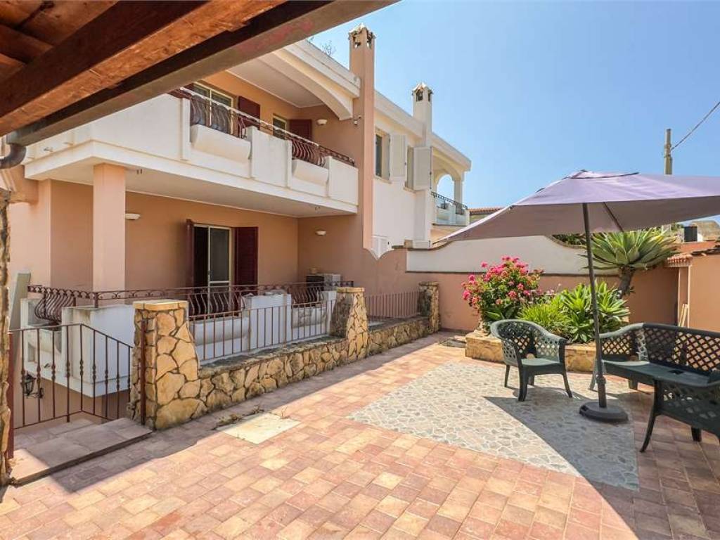 Villa a Quartu sant'elena in Via Baleari, 00 - Foto 2