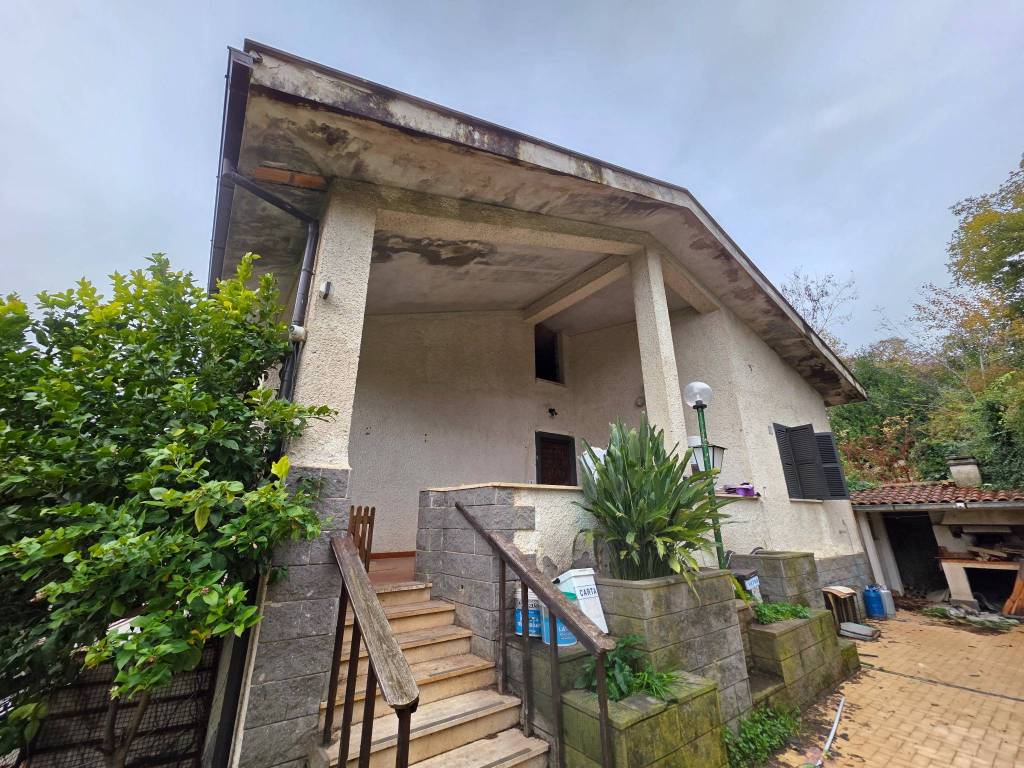 Villa a Lariano in Via Vallinovi, 17 - Foto 3