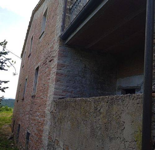 Rustico / casale a Acqualagna in Via Pietralata 23 - Foto 4