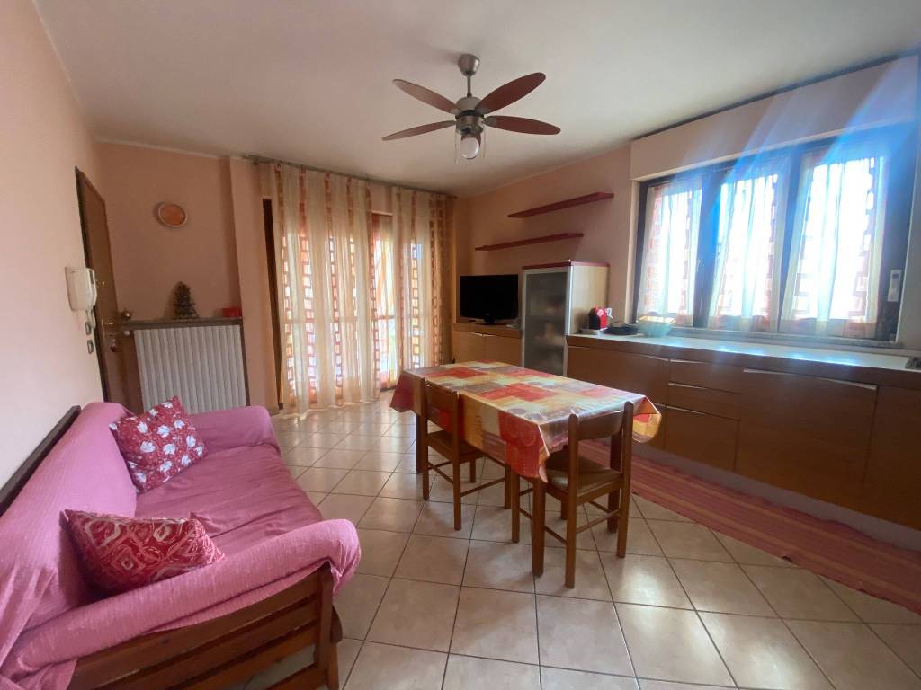 Appartamento a Nichelino in Via Giuseppe Giusti, 32 - Foto 3