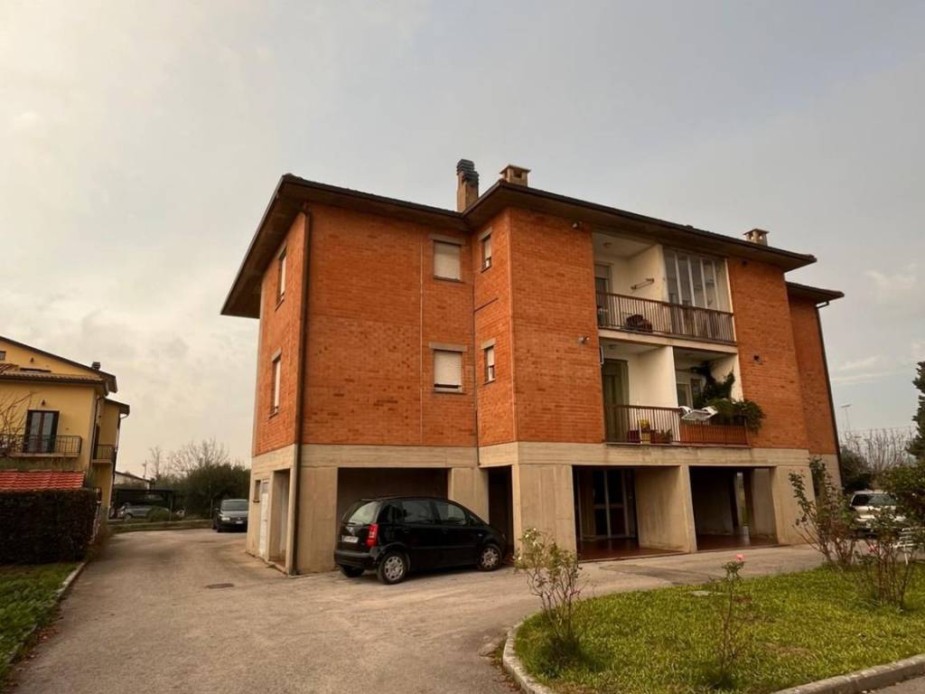 Appartamento a Assisi in Via Quintino Sella, 6 - Foto 3
