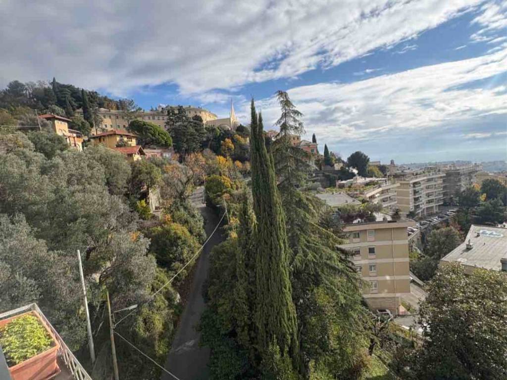 Appartamento a Genova in Via Piaggio - Foto 2