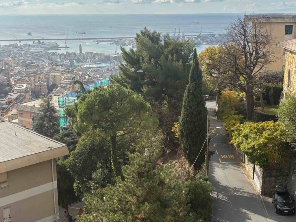 Appartamento a Genova in Via Piaggio - Foto 3