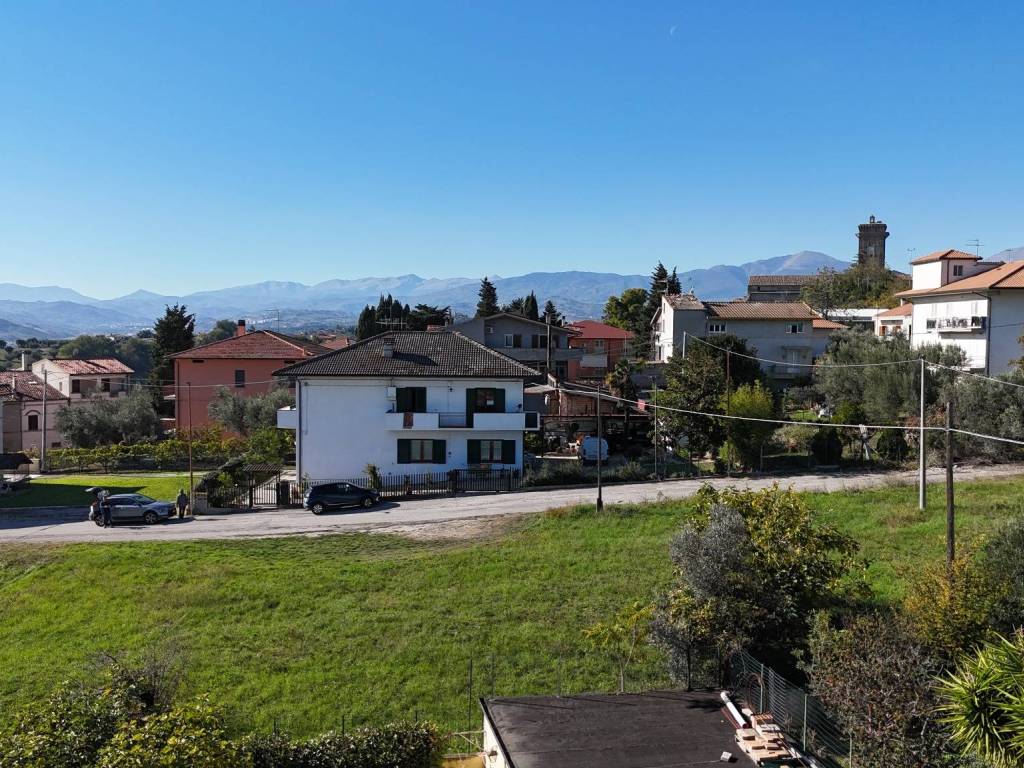 Terreno a Bellante in Via 25 Aprile - Foto 2