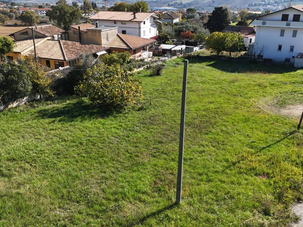 Terreno a Bellante in Via 25 Aprile - Foto 5