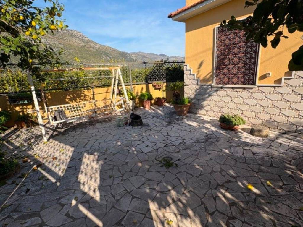 Villa a Fondi in Via Fontanelle San Marco - Foto 2