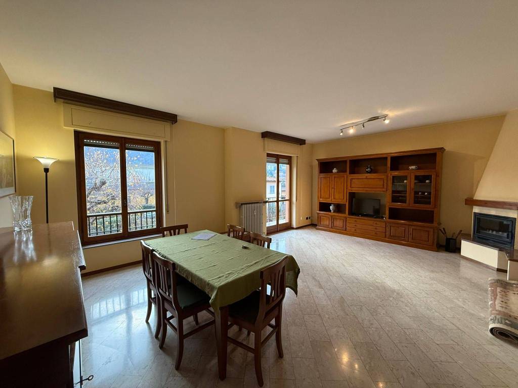 Appartamento a Cernobbio in Via Privata Perlasca - Foto 3