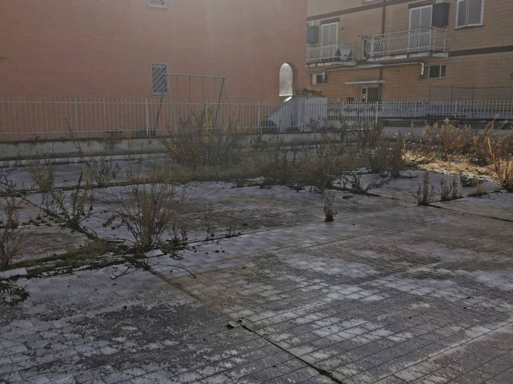 Box / garage a Guidonia montecelio in Via delle Mimose - Foto 3