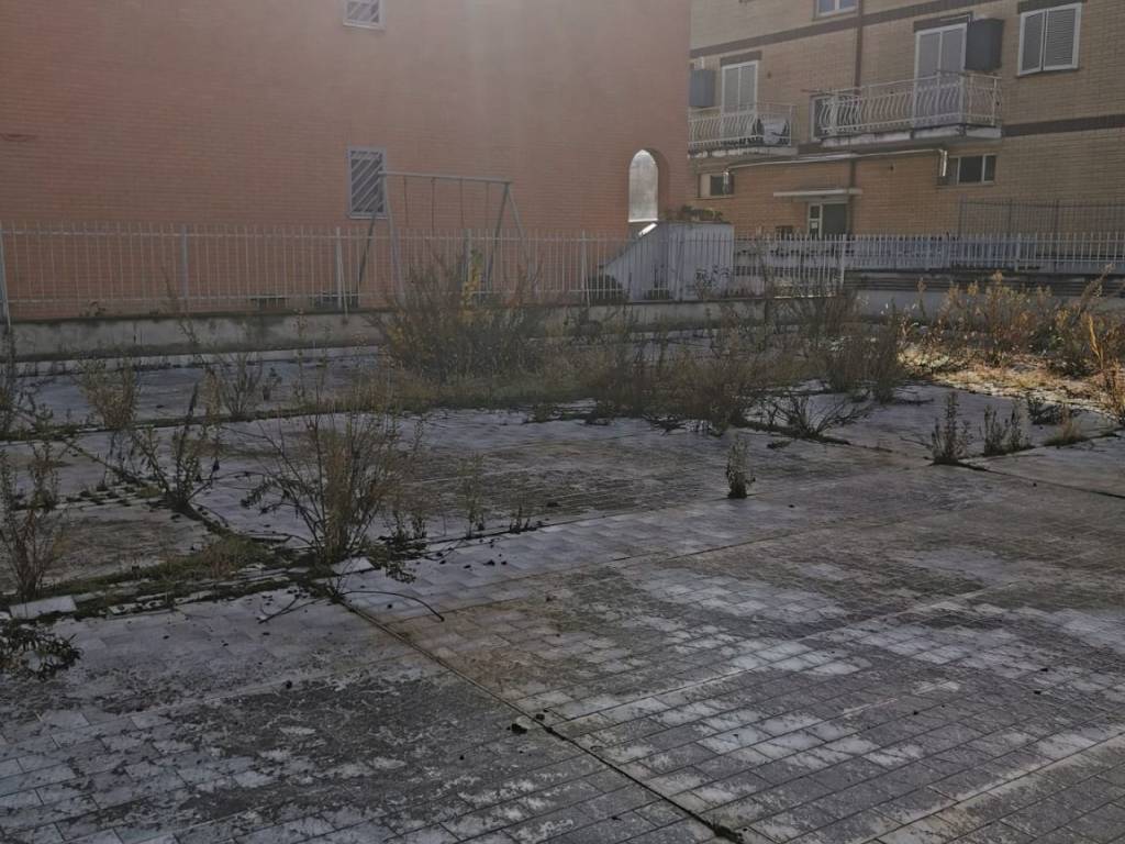 Box / garage a Guidonia montecelio in Via delle Mimose - Foto 5