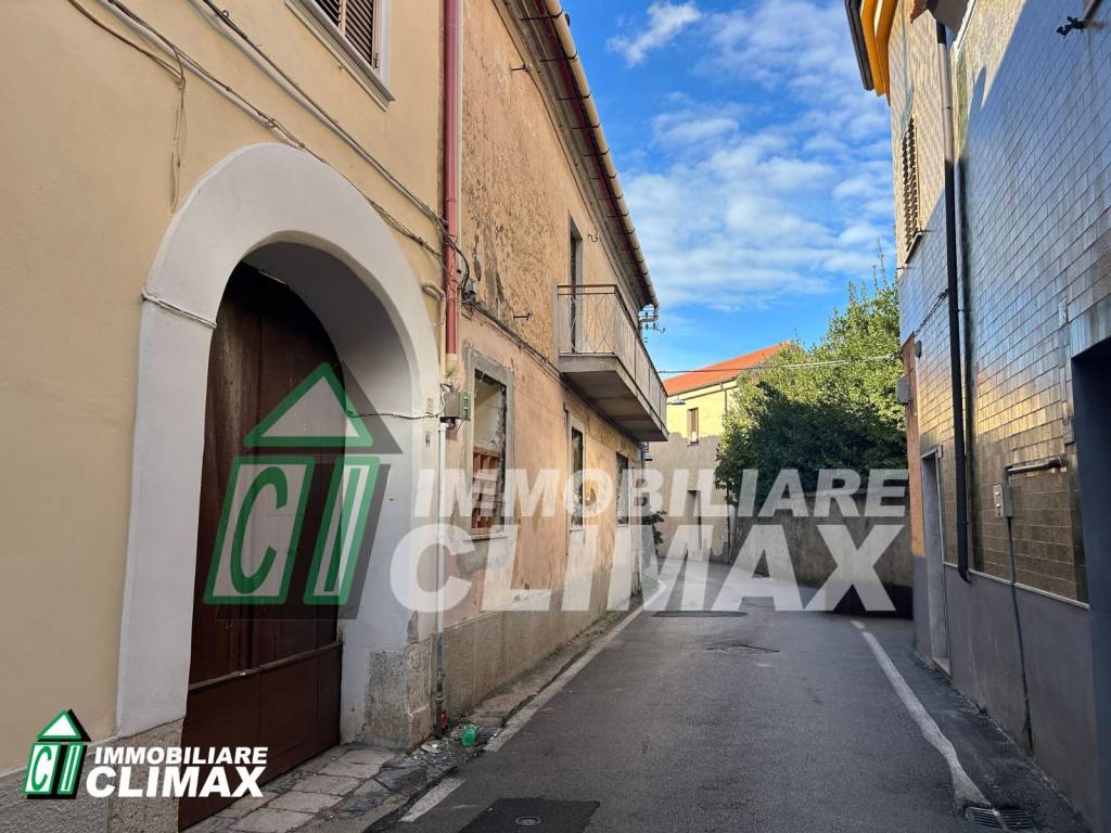 Appartamento a Caserta in Via Casamancini, 2 - Foto 3