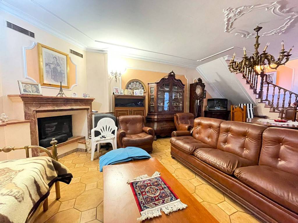 Villa a Alpignano in Via Giacomo Matteotti, 36 - Foto 4