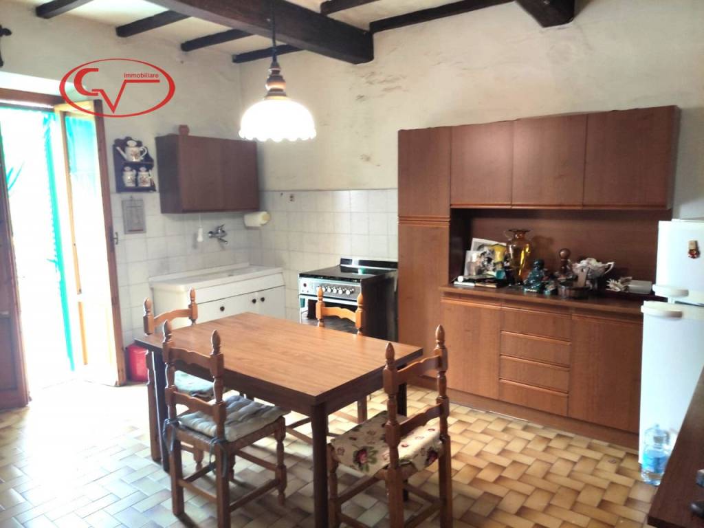 Appartamento a Montevarchi in Piazza del Secco - Foto 3