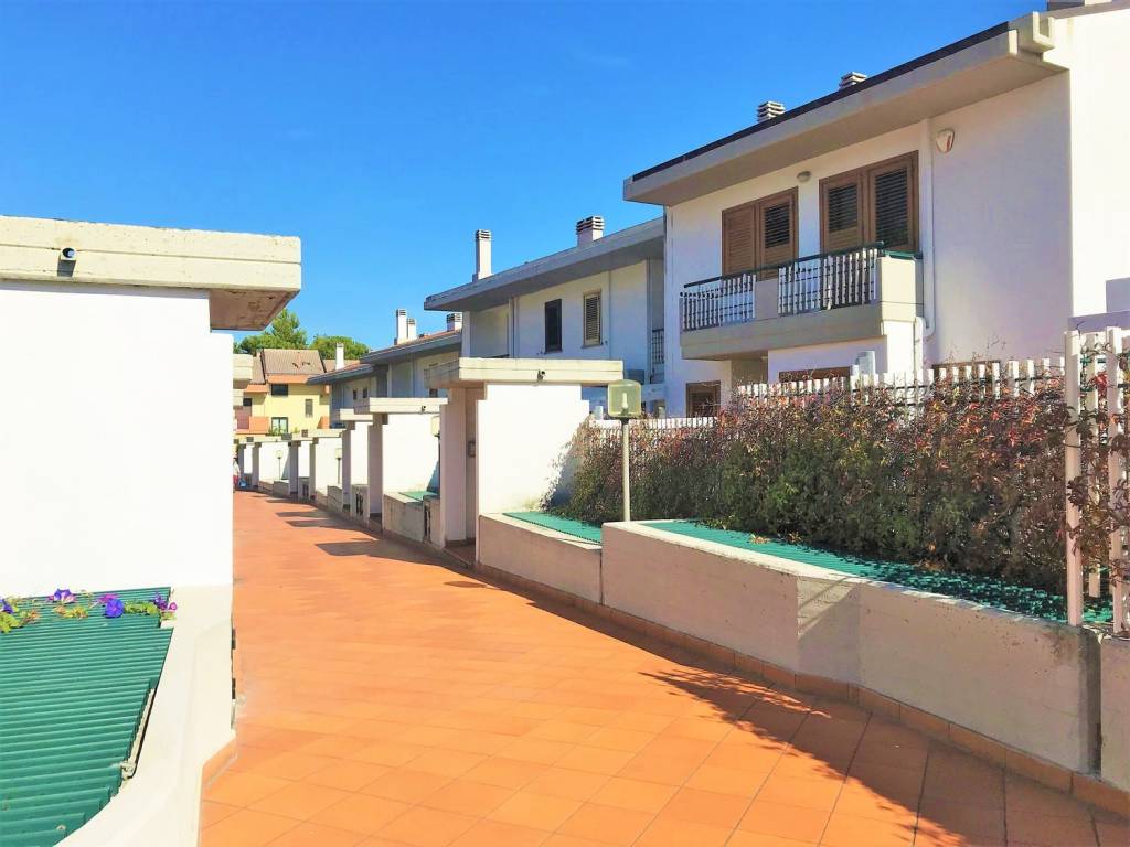 Villetta a schiera a Pescara in Strada Provinciale San Silvestro, 81 - Foto 3
