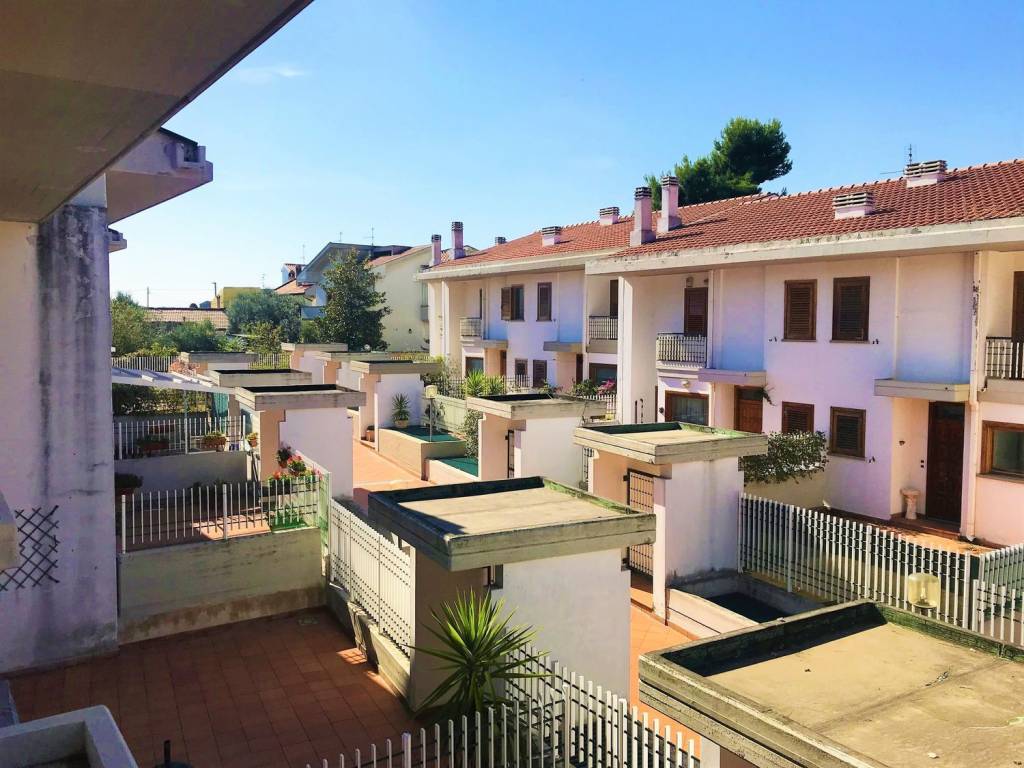Villetta a schiera a Pescara in Strada Provinciale San Silvestro, 81 - Foto 5