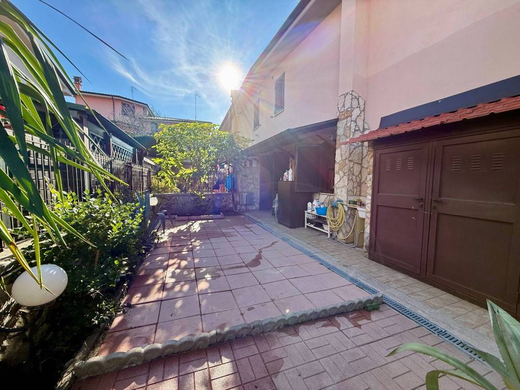 Villa a Guidonia montecelio in Via Pietro Vannucci - Foto 3