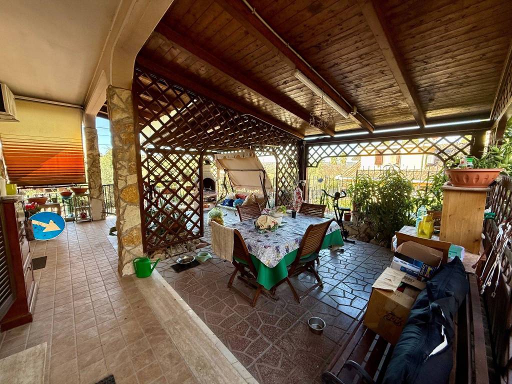 Villa a Guidonia montecelio in Via Pietro Vannucci - Foto 4