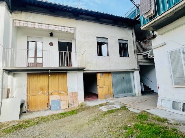 Appartamento a Castellamonte in Via Massimo d'Azeglio, 119 - Foto 3