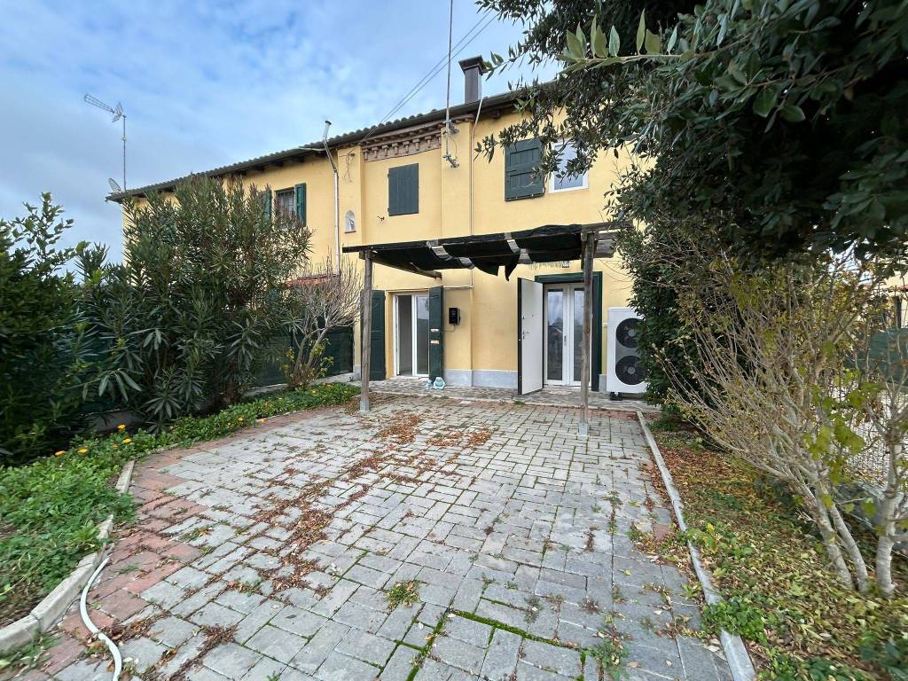 Villetta a schiera a Molinella in Via Rinaldi Paolino, 10 - Foto 2