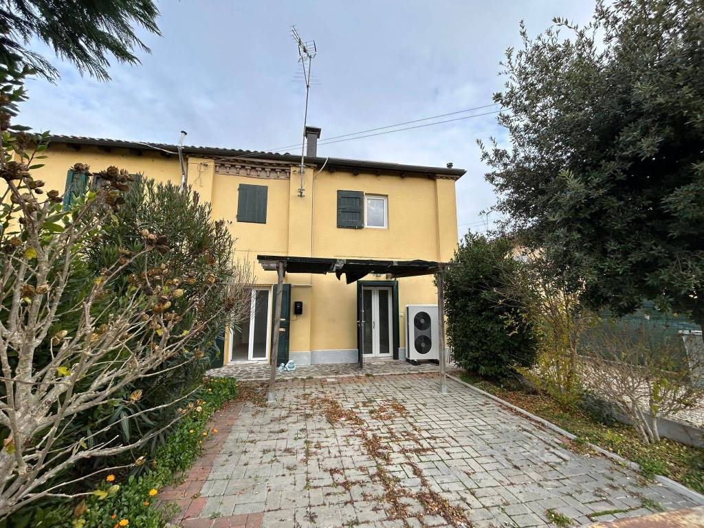 Villetta a schiera a Molinella in Via Rinaldi Paolino, 10 - Foto 4