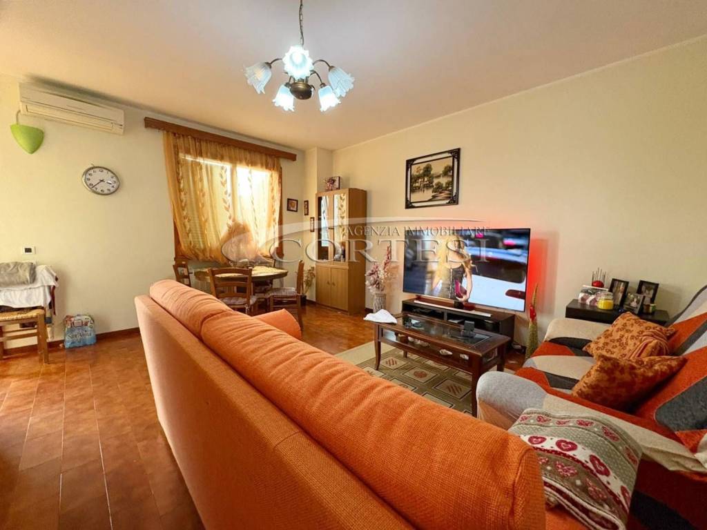 Appartamento a Mondolfo in Via degli Ulivi - Foto 4