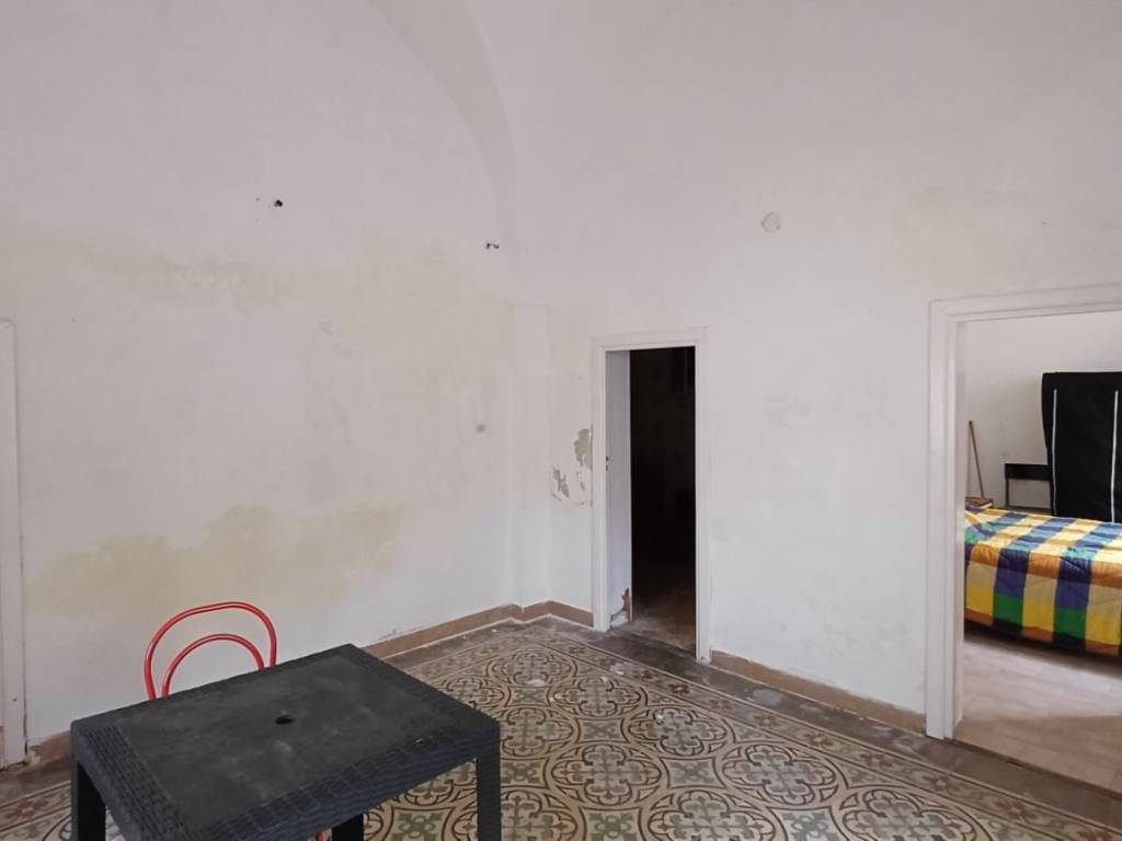 Appartamento a Francavilla fontana in Via Francesco Ribezzo, 21 - Foto 3