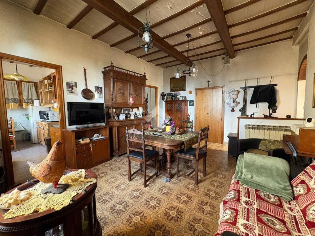 Appartamento a Gubbio in Via Maffei - Foto 4