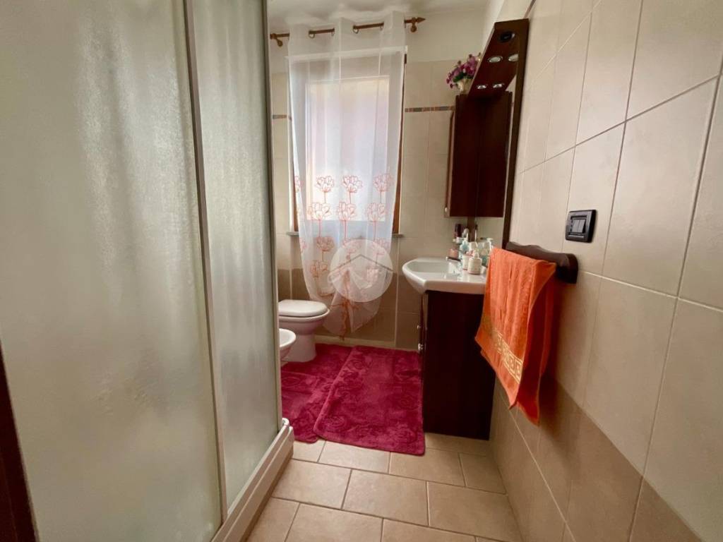 Appartamento a Leinì in Via Vittime di Bologna, 7 - Foto 5