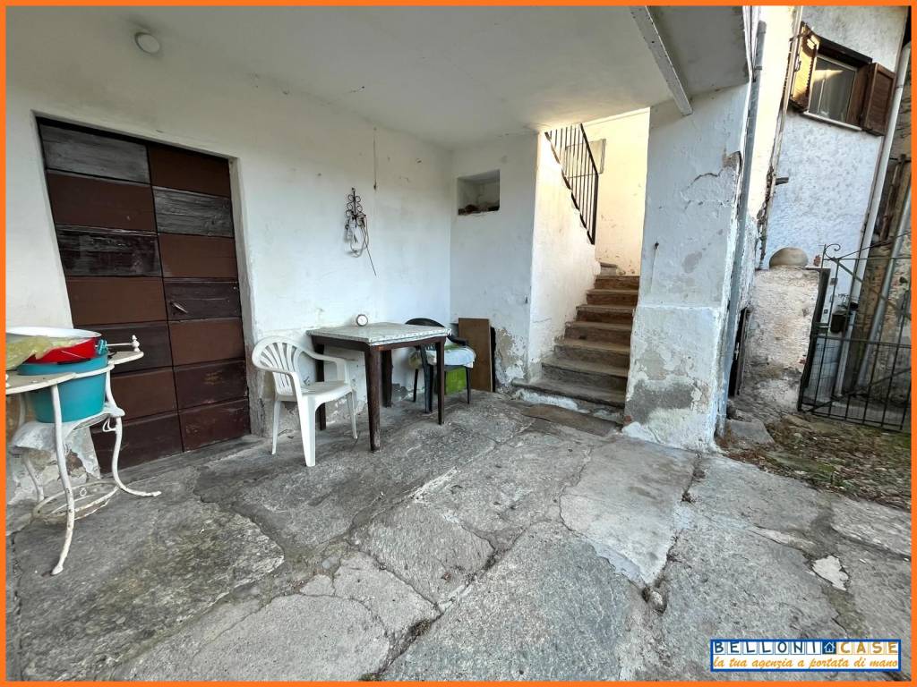 Casa indipendente a Cittiglio in Via Pianazza - Foto 2