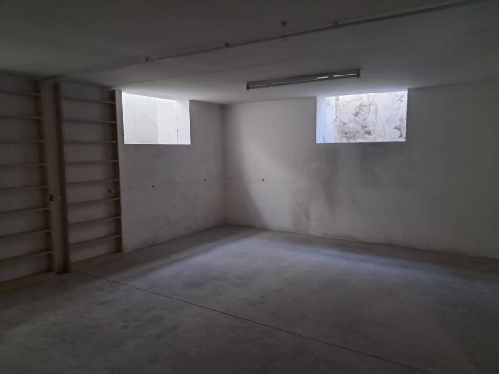 Box / garage a Trento in Via Nazionale, 86 - Foto 3