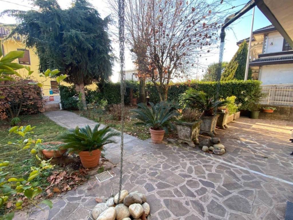 Villa a Origgio in Via Alessandro Manzoni, 51 - Foto 3