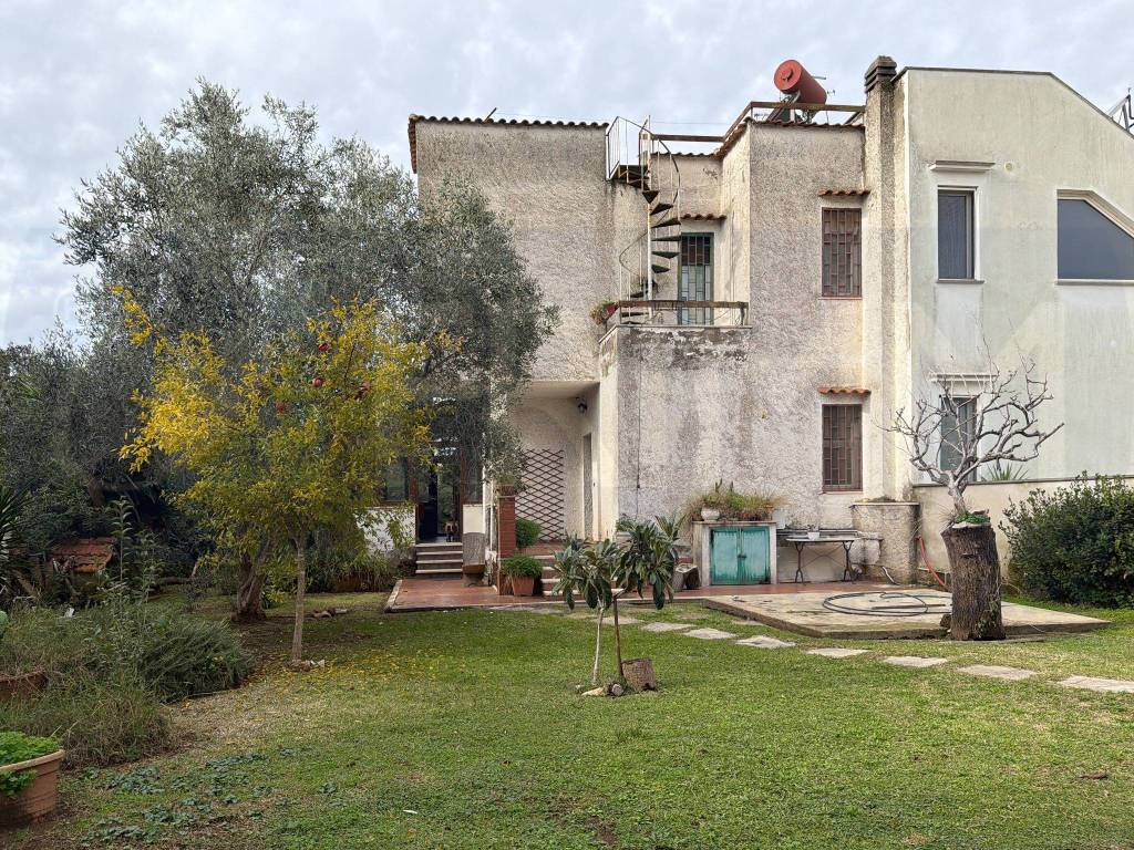 Villa a Ardea in Via Adige, 54 - Foto 3