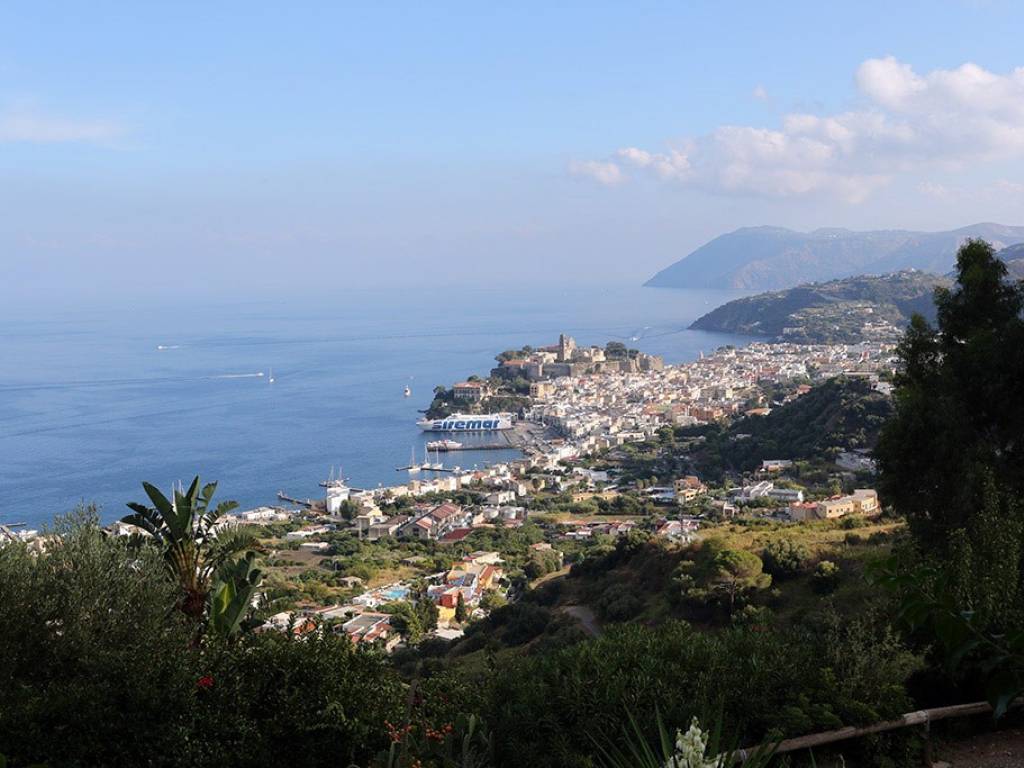 Terreno a Lipari in Via Mendolita - Foto 2