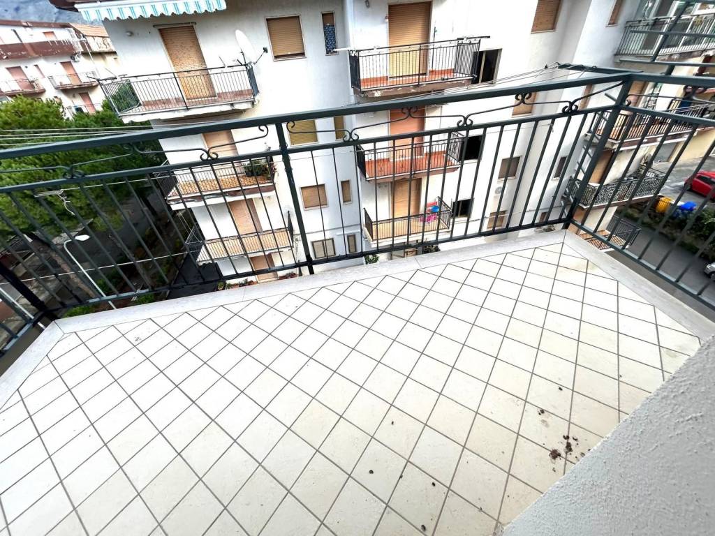 Appartamento a Scalea in Via Fiume Lao - Foto 2