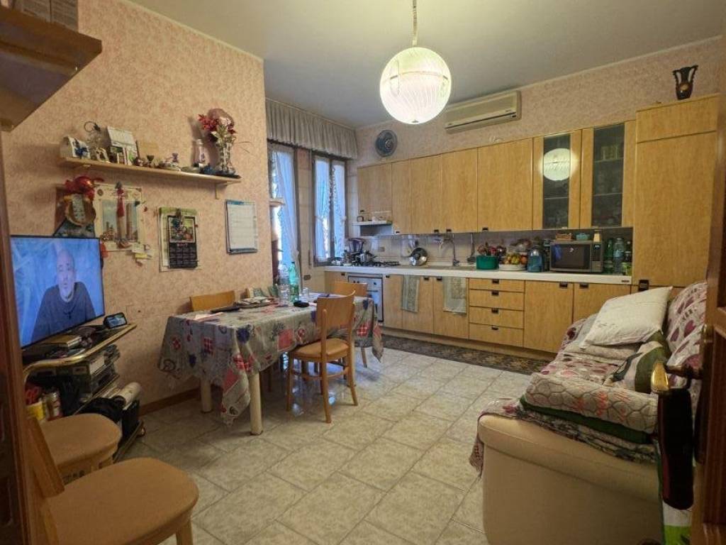 Appartamento a Bologna in Via Riva di Reno, 62 - Foto 2
