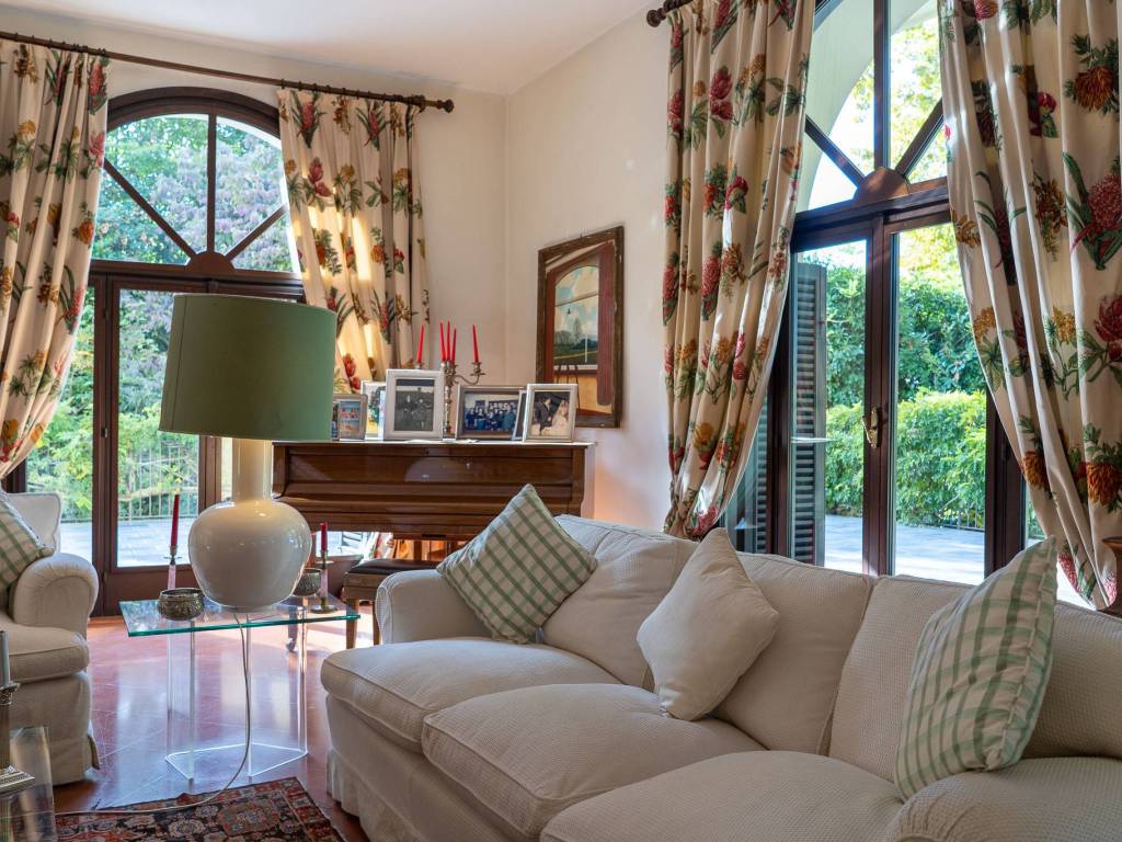 Villa a Castelletto sopra ticino in Via Vigevano, 5 - Foto 4