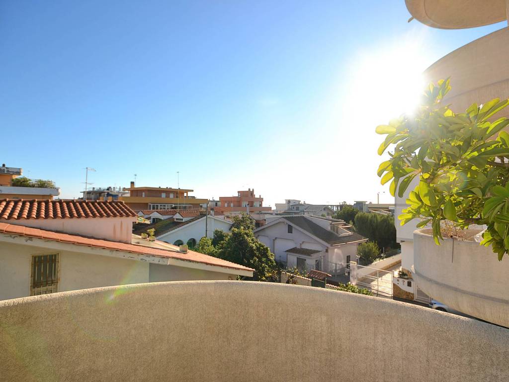 Appartamento a Santa marinella in Via Marmolada - Foto 2